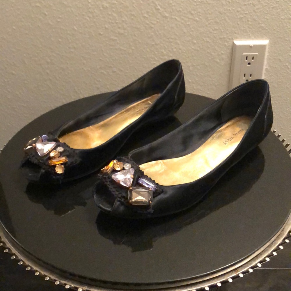 Peeptoe flats with jewels